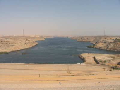Nil beim Assuan Staudamm